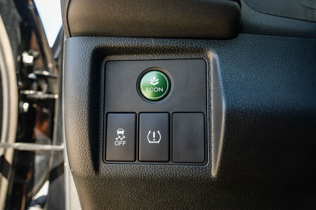 Used 2017 Honda HR-V LX image 25