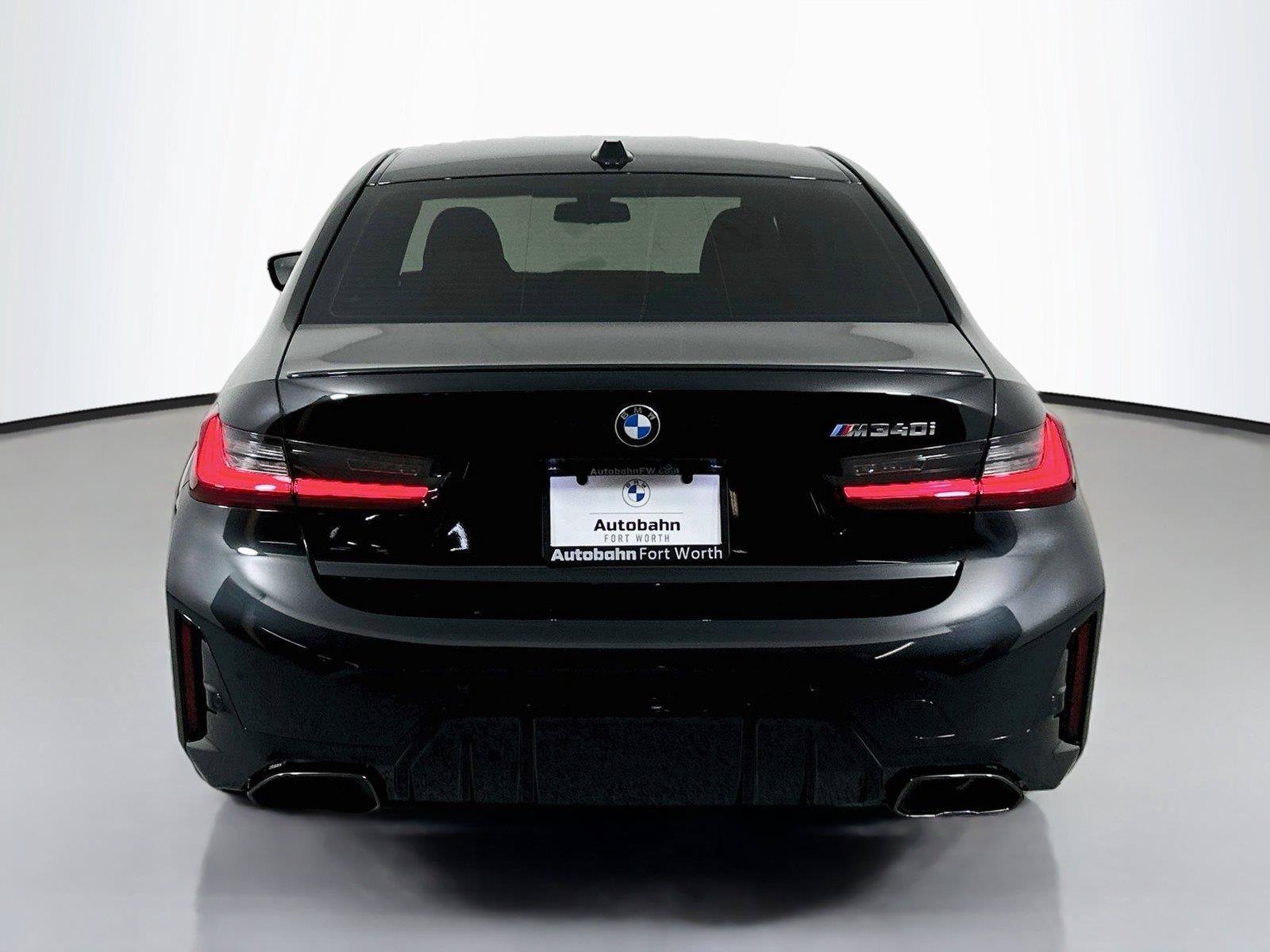 Used 2025 BMW M340i RWD image 5