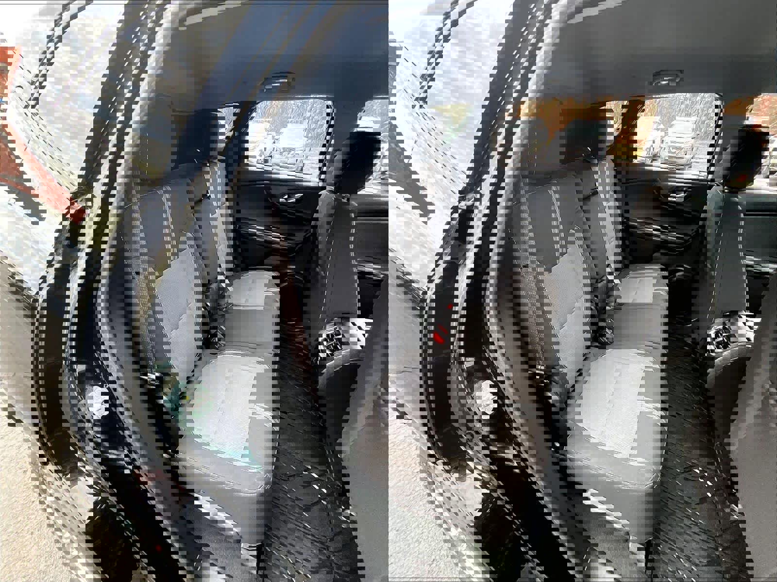 Used 2023 Chevrolet Blazer LT AWD/4WD image 15