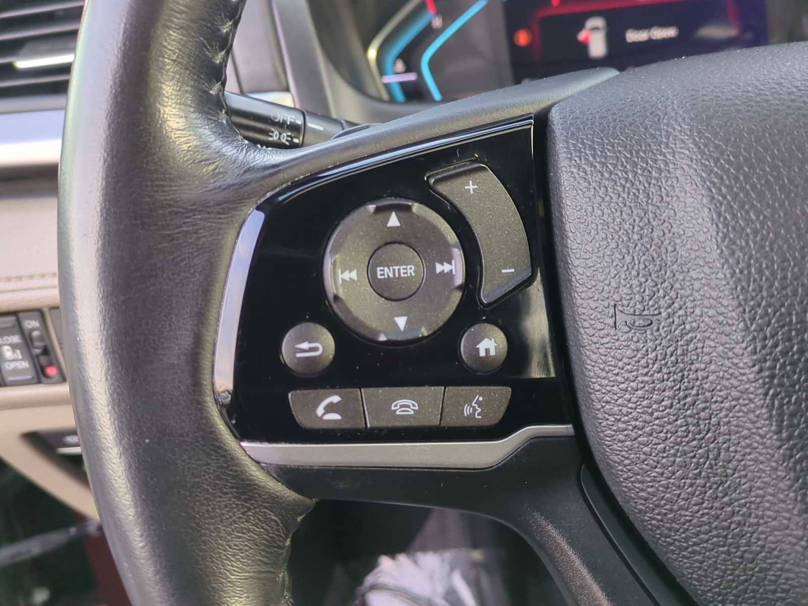 Used 2018 Honda Odyssey EX-L image 25