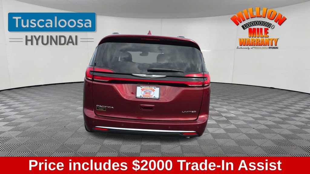 Used 2022 Chrysler Pacifica Limited image 7