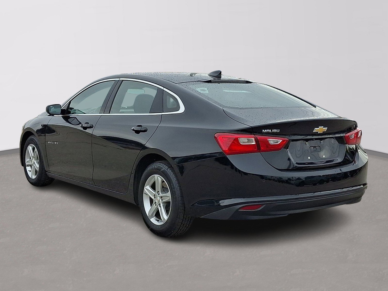 Used 2024 Chevrolet Malibu LT FWD image 4