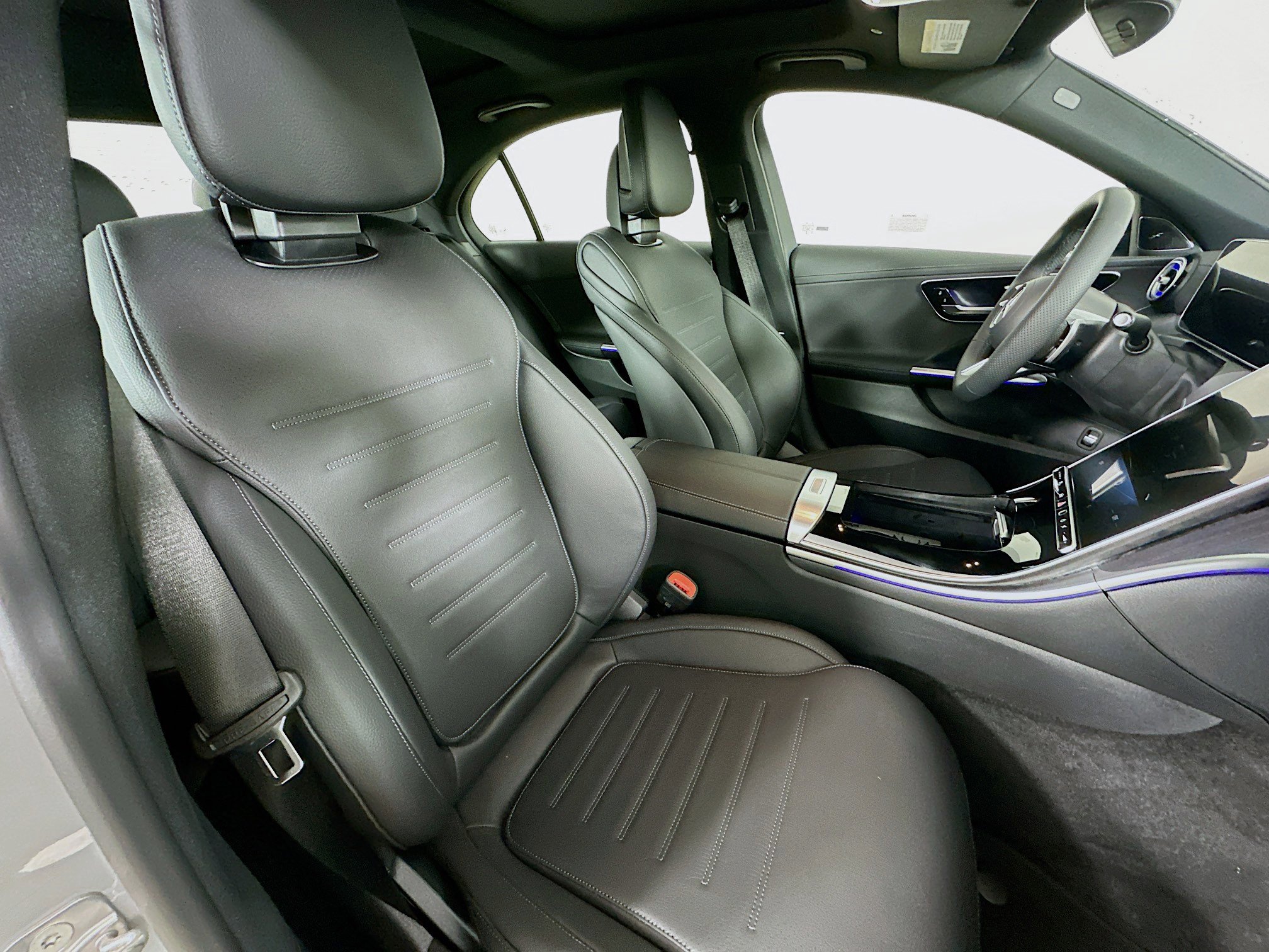 Certified 2025 Mercedes-Benz C 300 4MATIC Sedan image 37