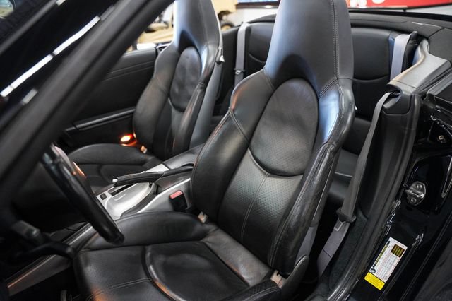 Used 2006 Porsche 911 Carrera S RWD image 4