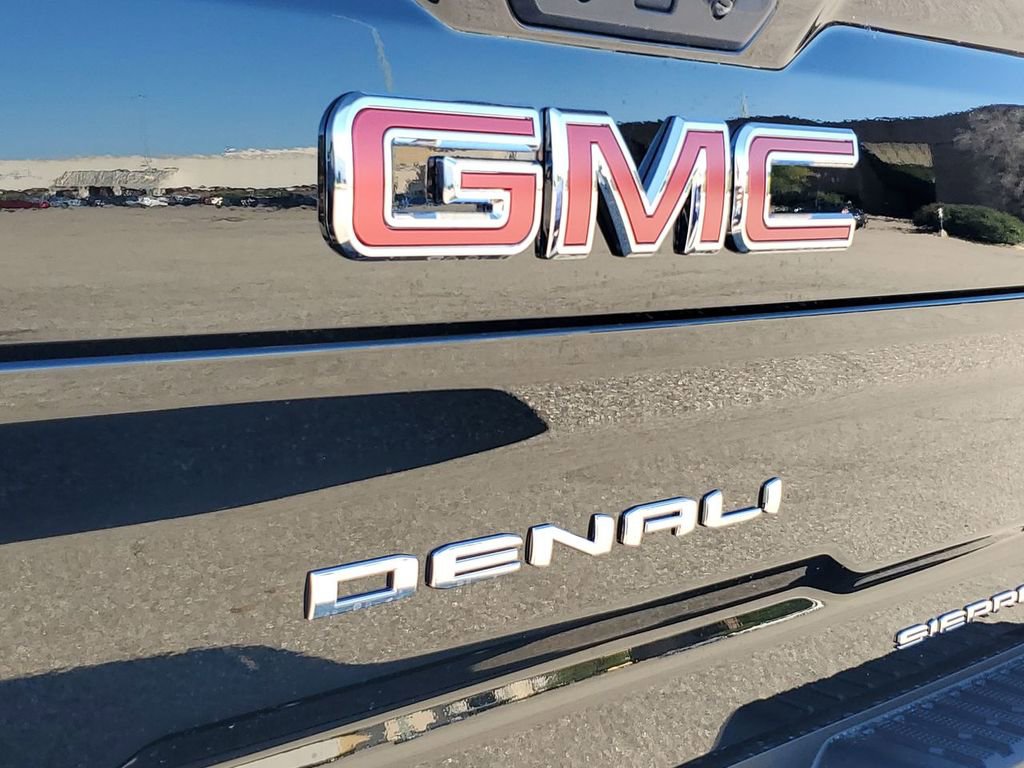 New 2026 GMC Sierra 2500 Denali w/ Denali Reserve Package image 33