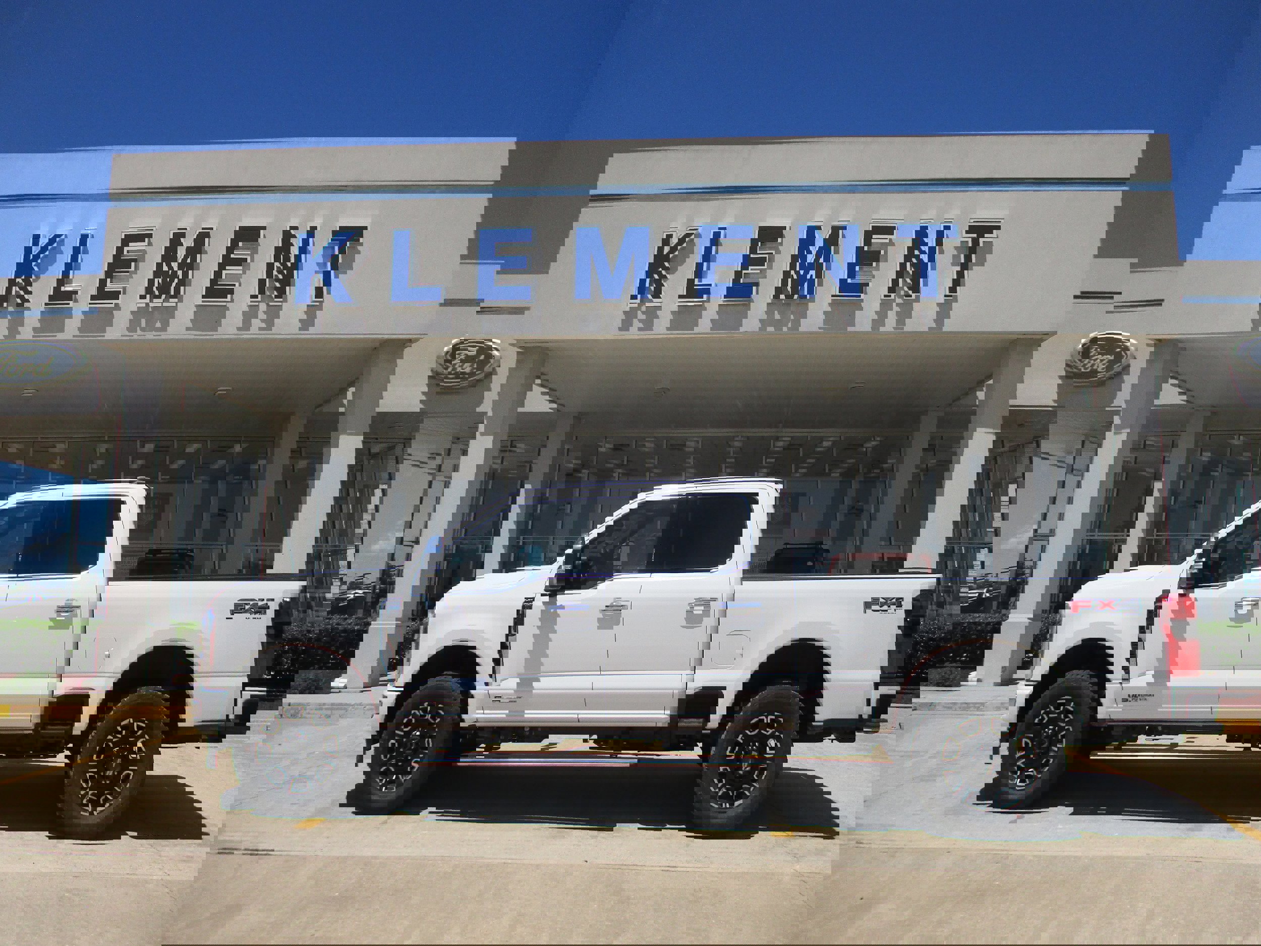 New 2024 Ford F250 Platinum w/ FX4 Off-Road Package image 1