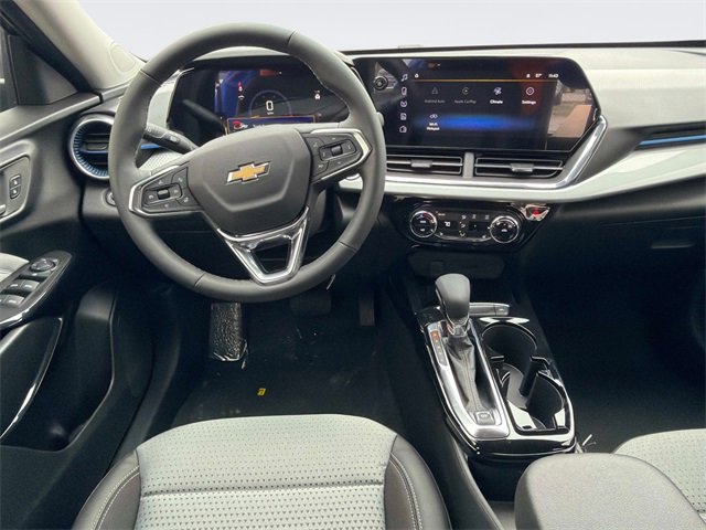 New 2026 Chevrolet Trax LT w/ Driver Confidence Package image 15
