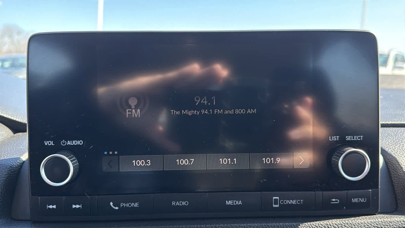 Used 2023 Honda CR-V LX image 17