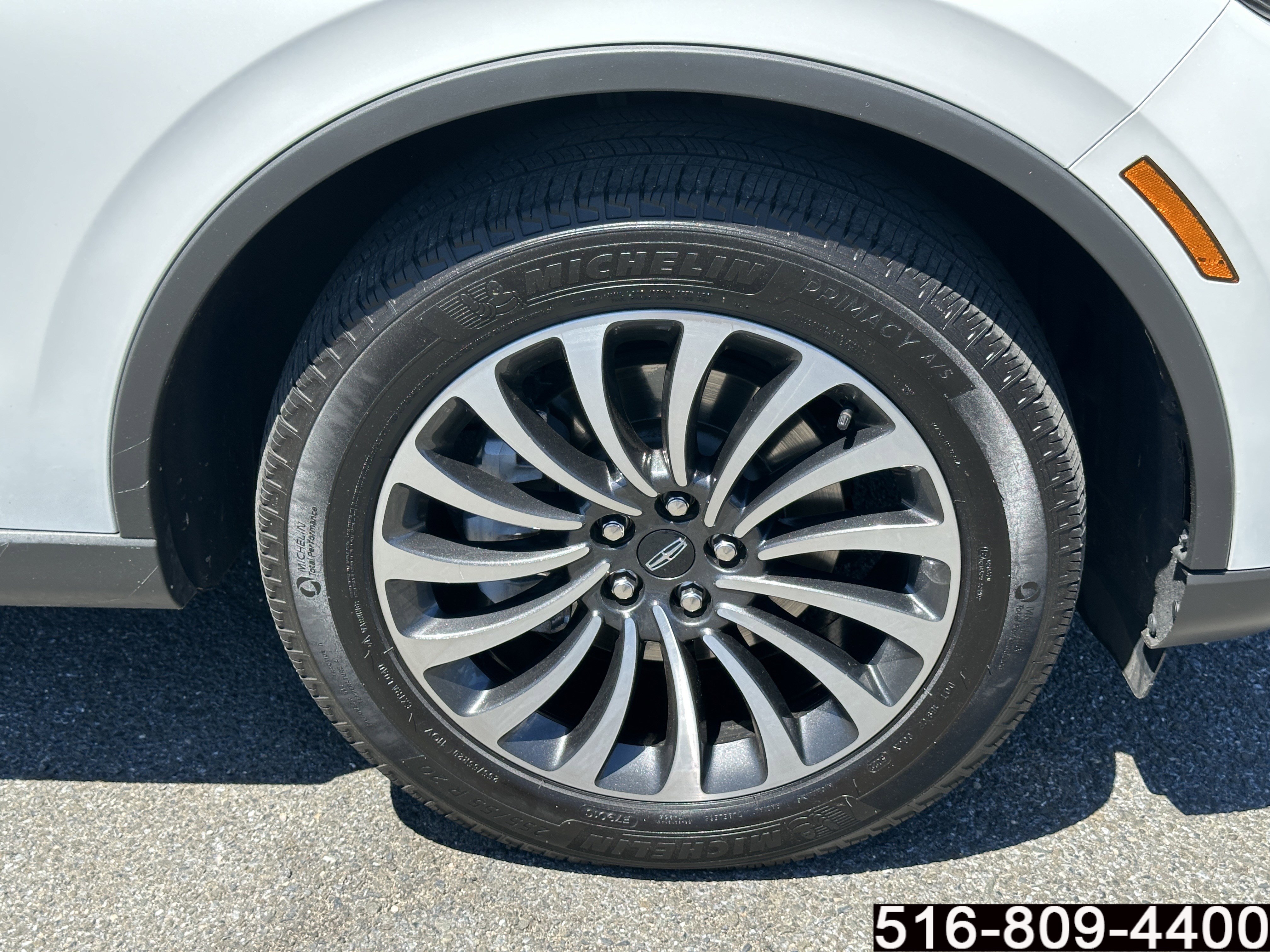 Used 2023 Lincoln Aviator Reserve w/ Elements Package Plus AWD/4WD image 9