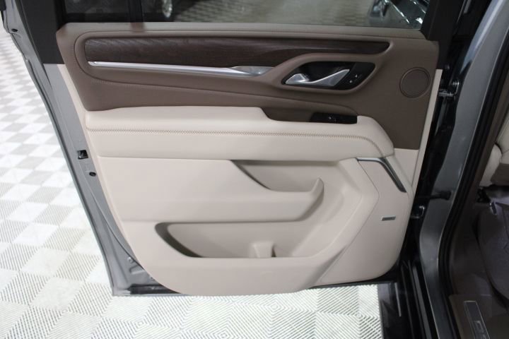Used 2024 GMC Yukon XL Denali AWD/4WD image 23