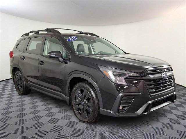 Used 2023 Subaru Ascent Onyx Edition image 1