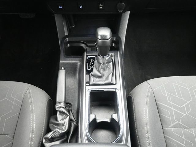 Used 2017 Toyota Tacoma TRD Off-Road w/ Tow Package (A/T) image 22