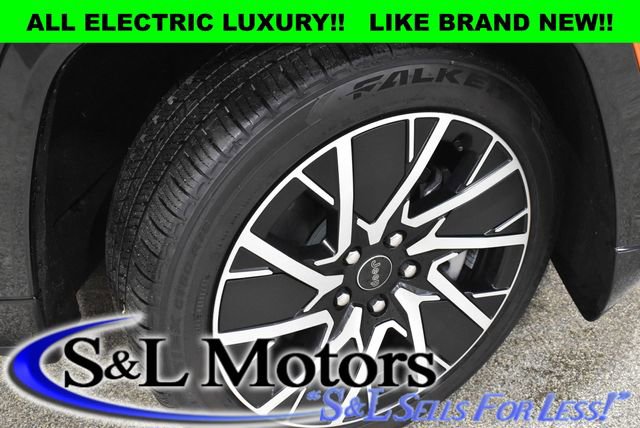 Used 2025 Jeep Wagoneer S Limited image 8