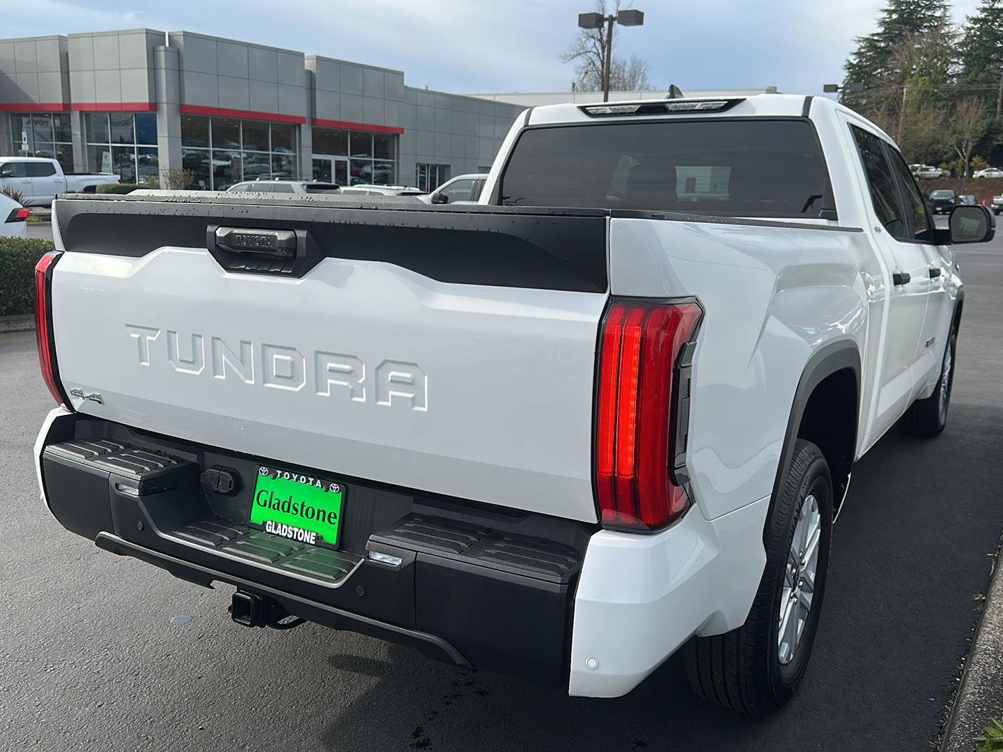 Used 2025 Toyota Tundra SR5 image 9