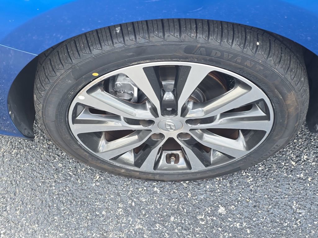 Used 2018 Hyundai Elantra GT image 8