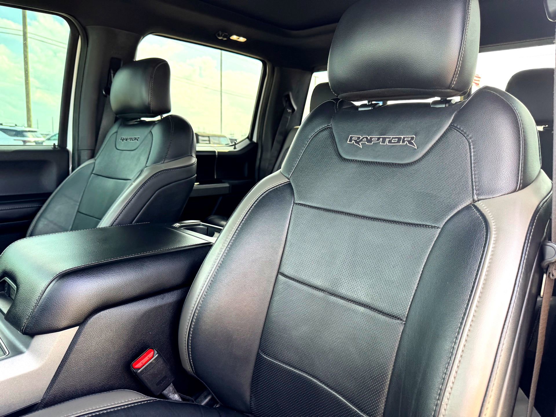 Used 2017 Ford F150 Raptor w/ Equipment Group 802A Luxury image 13