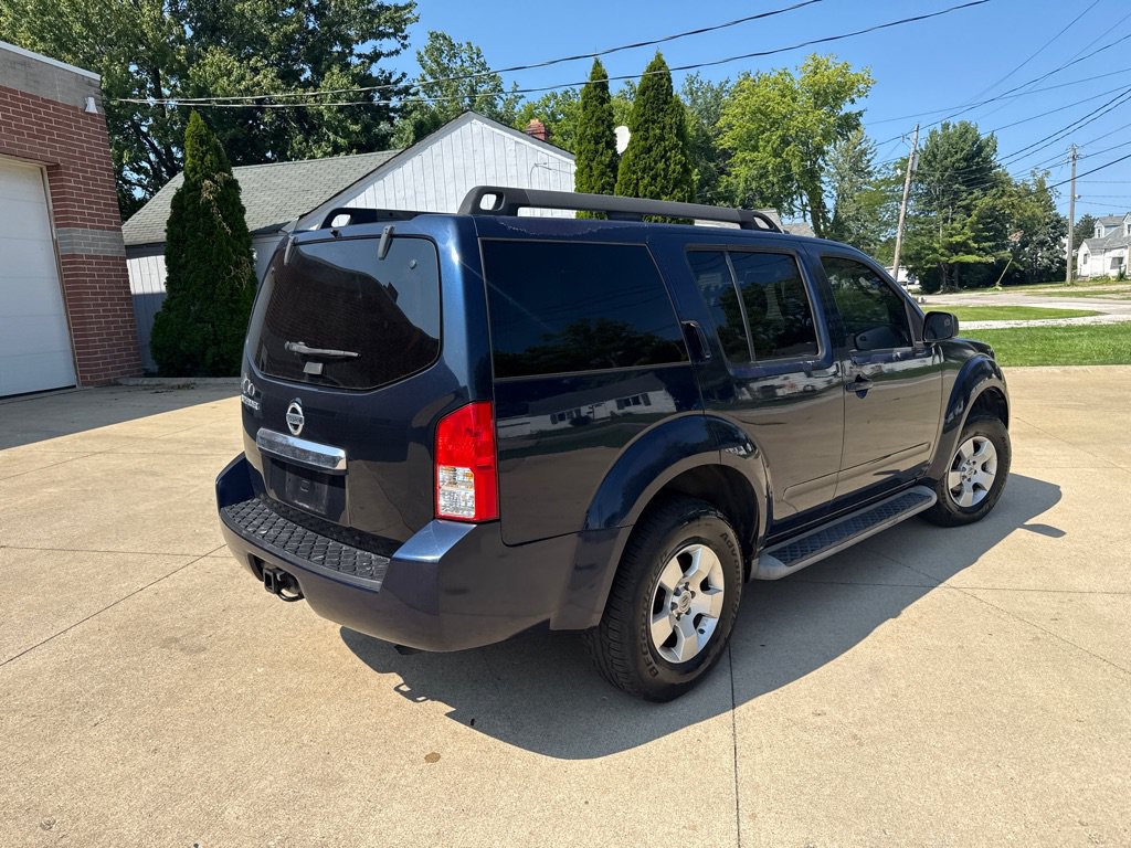 Used 2008 Nissan Pathfinder S AWD/4WD image 6