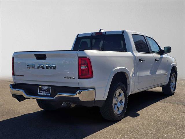 Used 2025 RAM 1500 Big Horn AWD/4WD image 3
