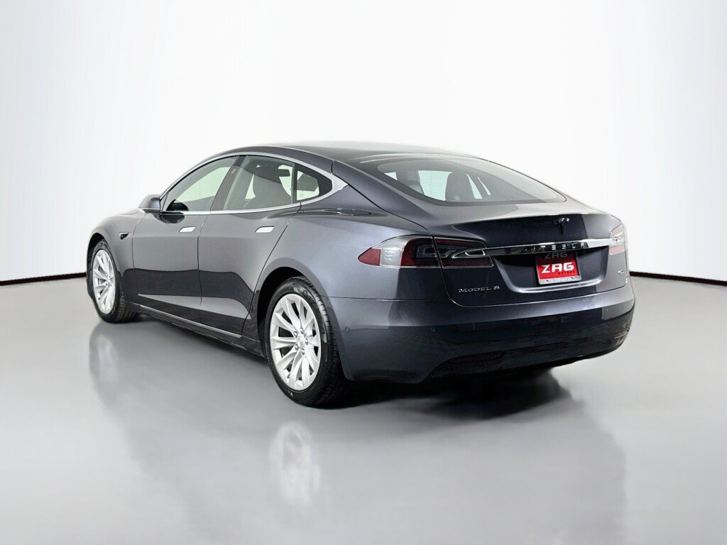 Used 2018 Tesla Model S 75D AWD/4WD image 3