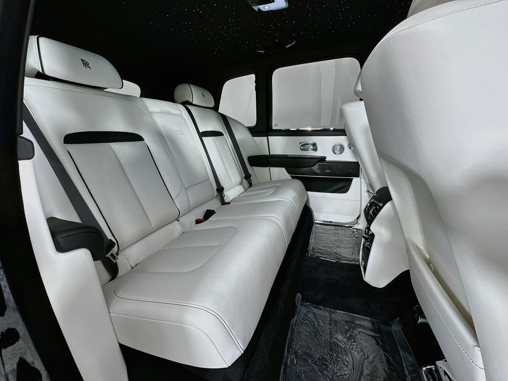 New 2027 Rolls-Royce Cullinan Black Badge AWD/4WD image 25