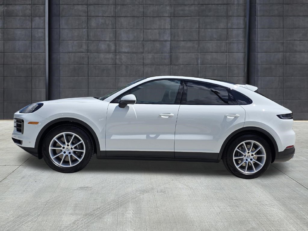 New 2026 Porsche Cayenne Coupe AWD/4WD image 2