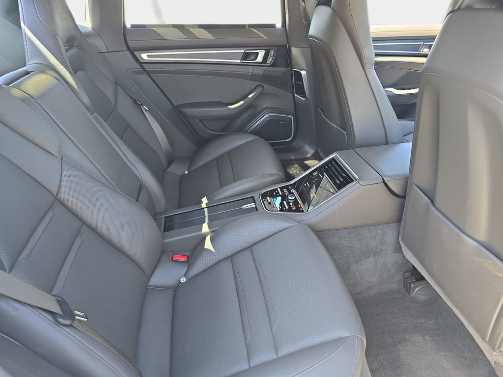 Used 2023 Porsche Panamera Platinum Edition RWD image 13