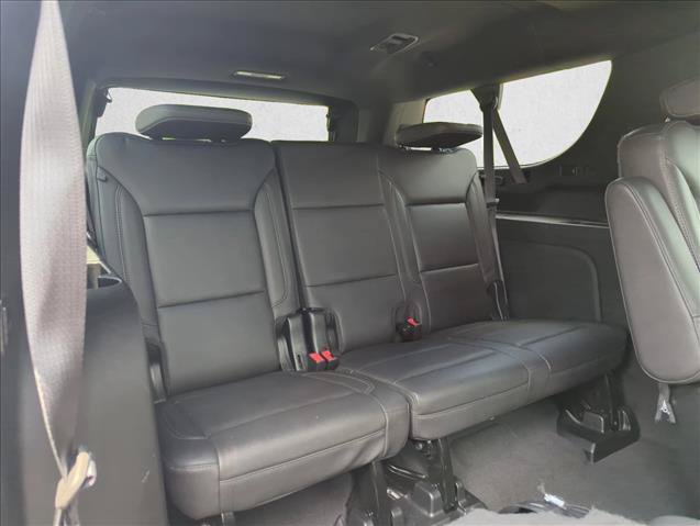 Used 2023 Chevrolet Suburban Z71 w/ Z71 Off-Road Package AWD/4WD image 24