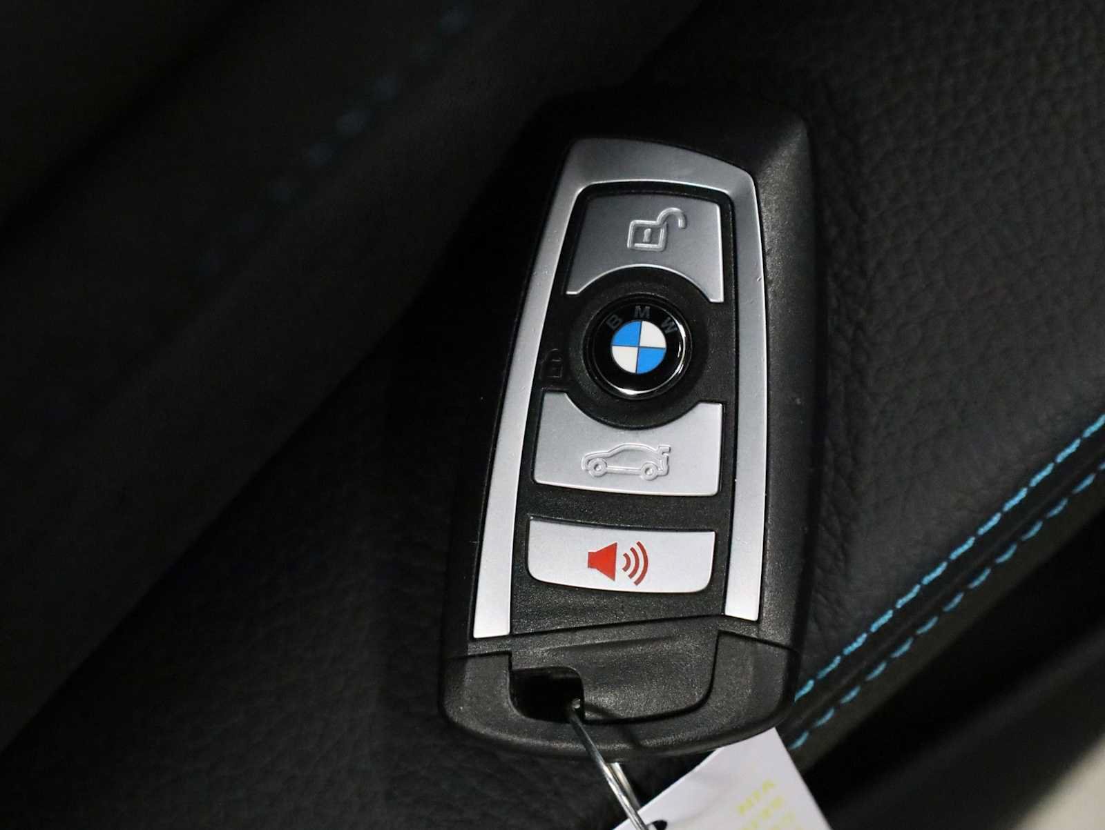 Used 2019 BMW M2 Competition w/ Executive Package RWD image 40