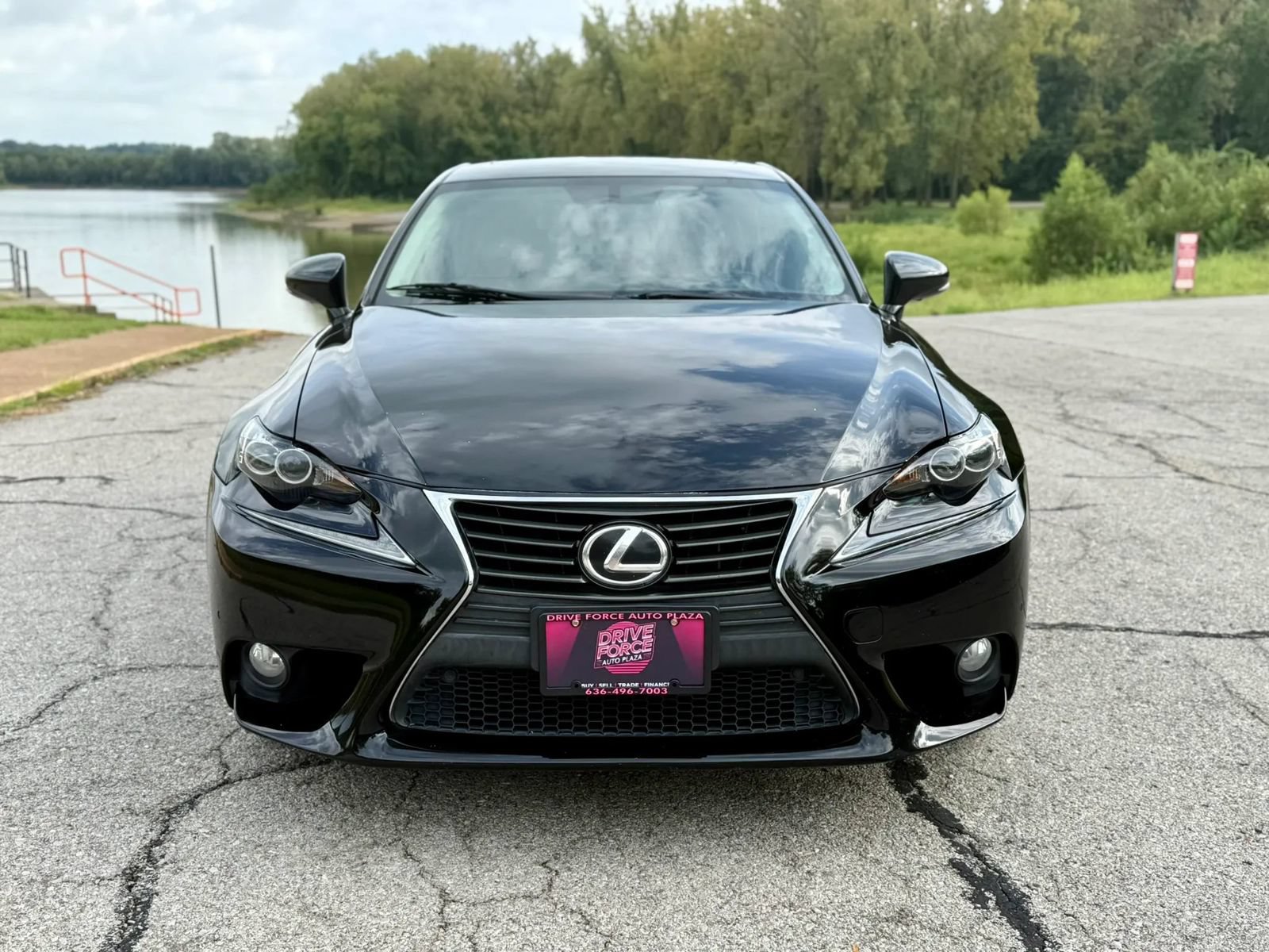 Used 2014 Lexus IS 350 w/ Navigation Package RWD image 2