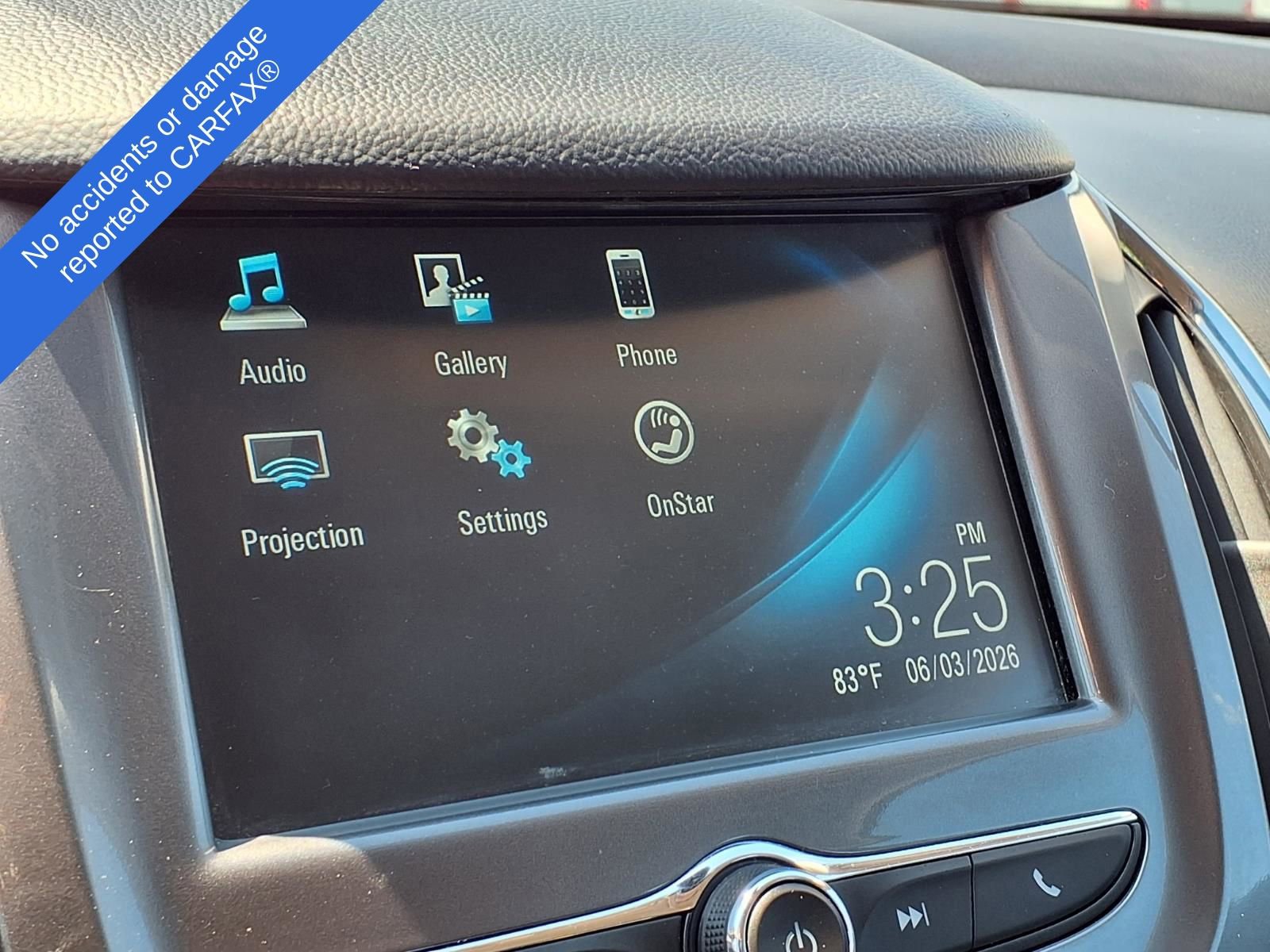 Used 2018 Chevrolet Cruze LT w/ Convenience Package FWD image 24