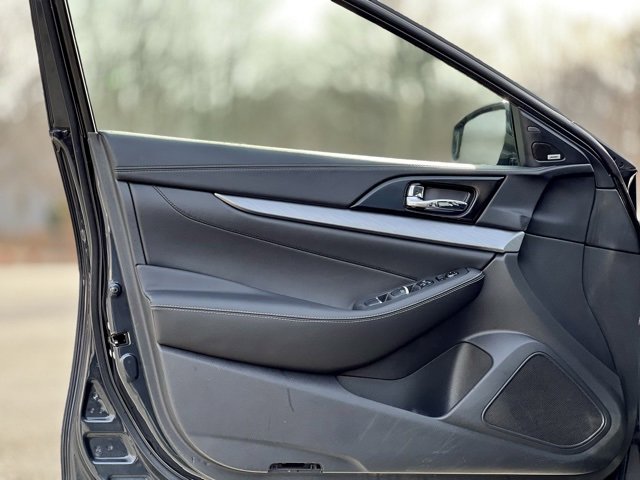 Used 2017 Nissan Maxima 3.5 SL image 9