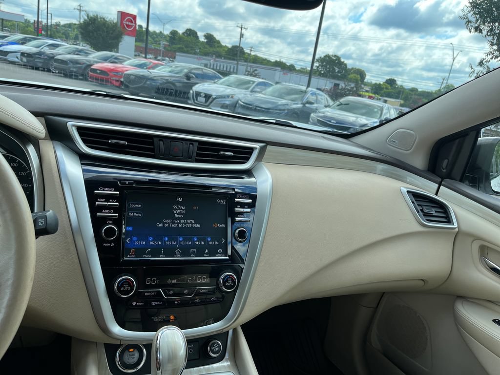 Used 2018 Nissan Murano Platinum w/ Cargo Package FWD image 17