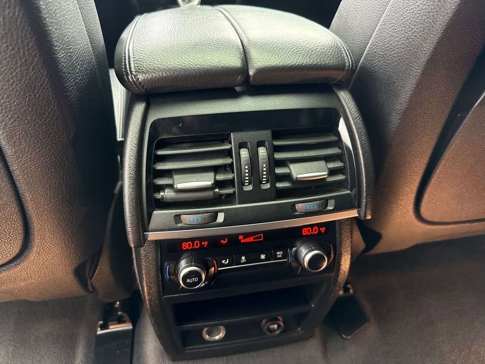 Used 2016 BMW X6 sDrive35i w/ XLine Package image 39