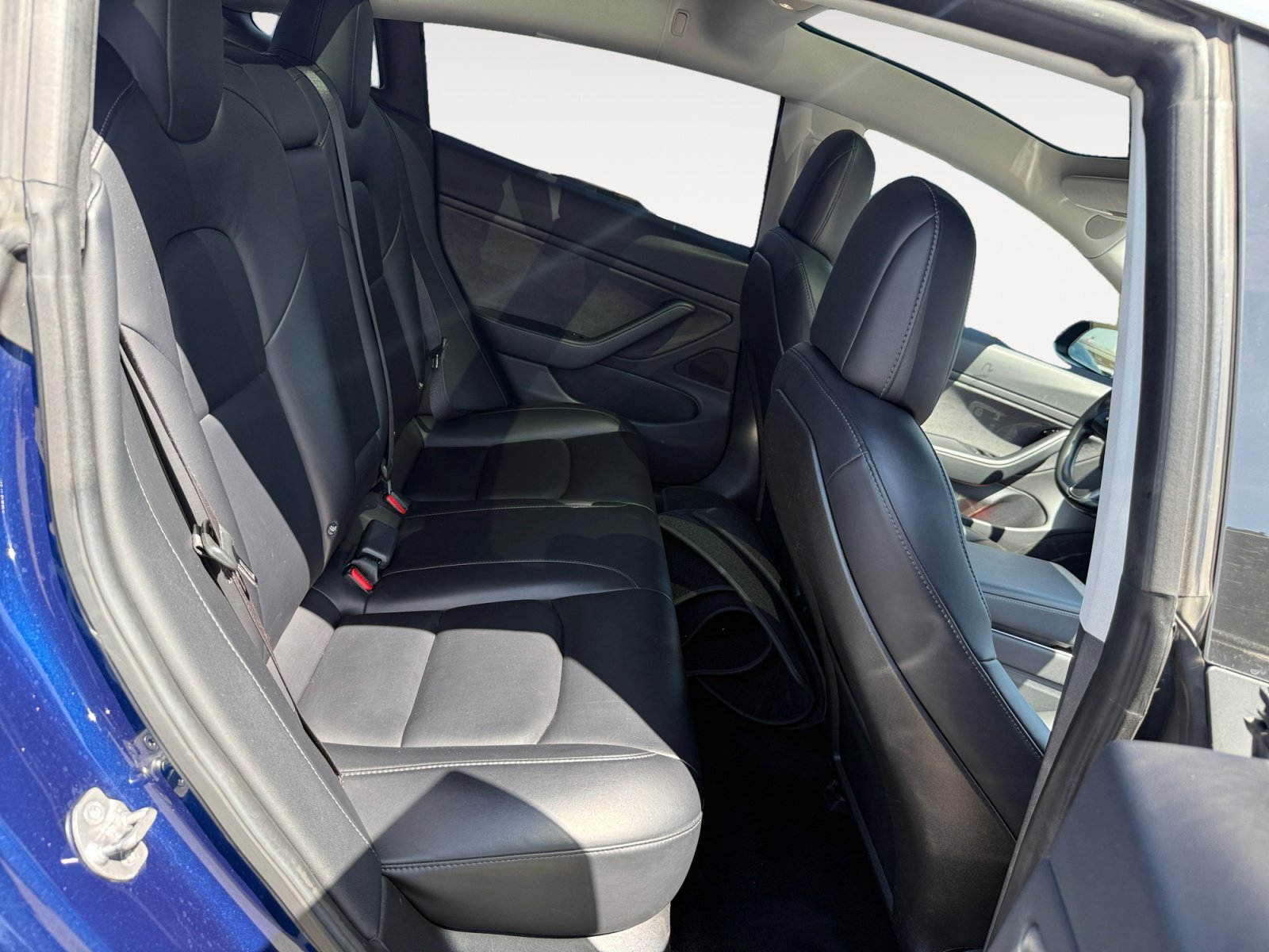 Used 2018 Tesla Model 3 Long Range RWD image 18