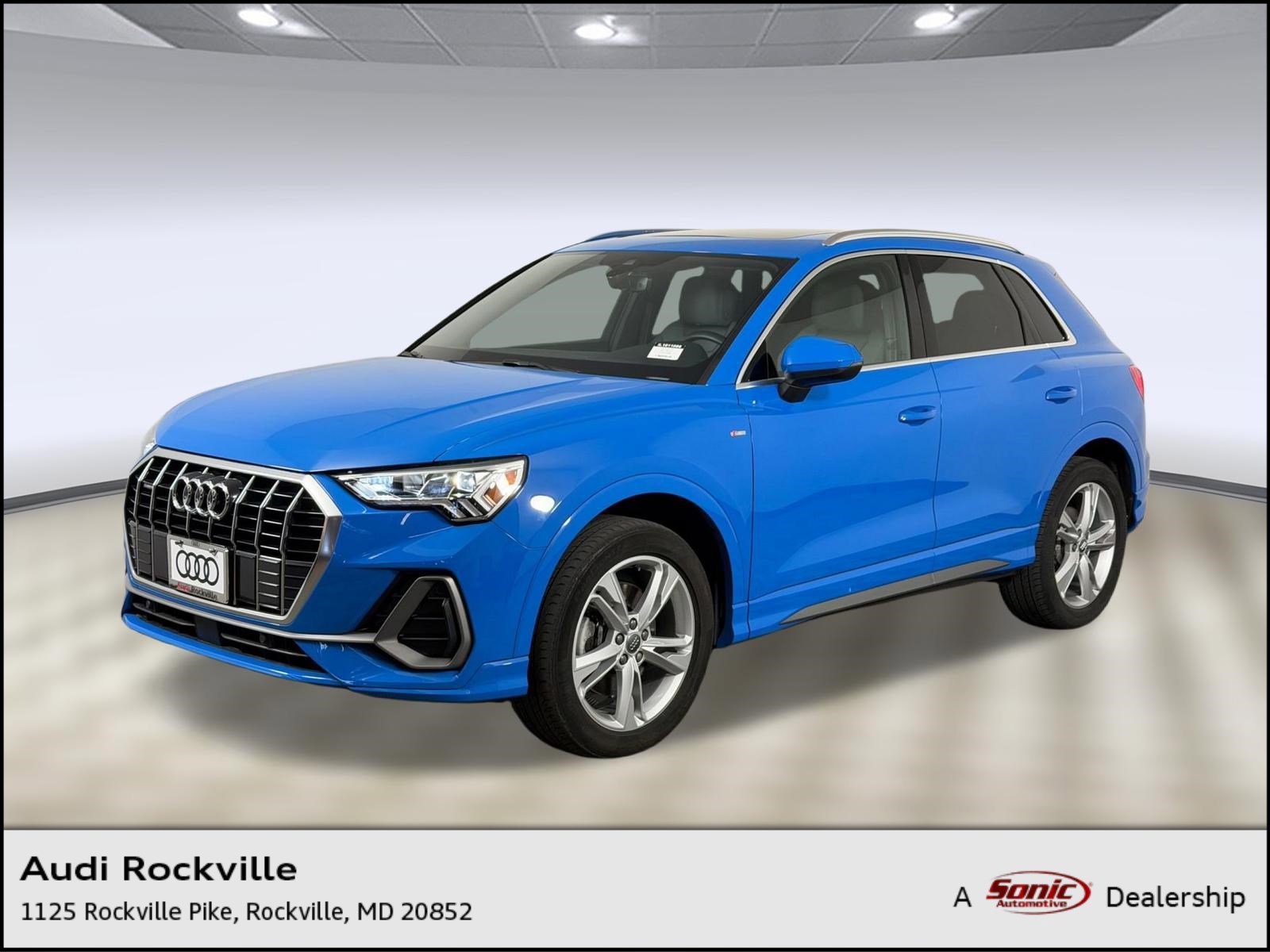 Used 2020 Audi Q3 2.0T Premium Plus AWD/4WD image 1