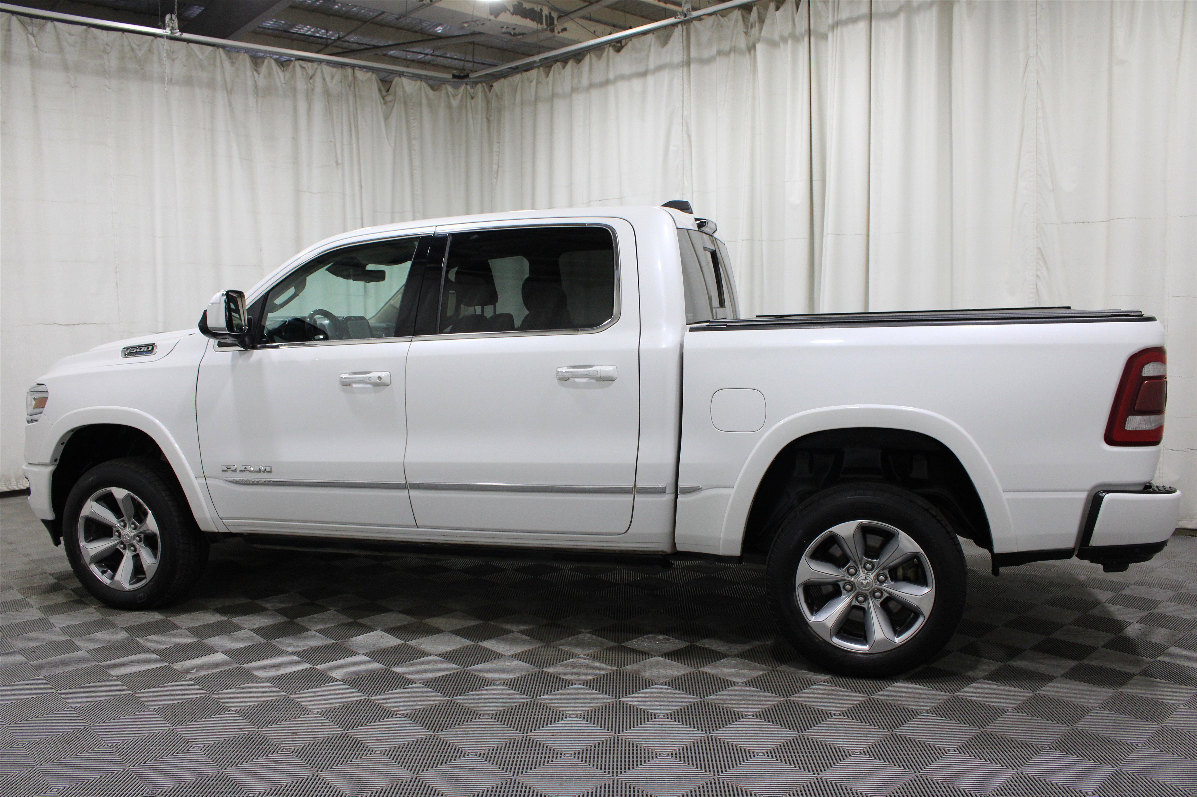 Used 2021 RAM 1500 Limited AWD/4WD image 34