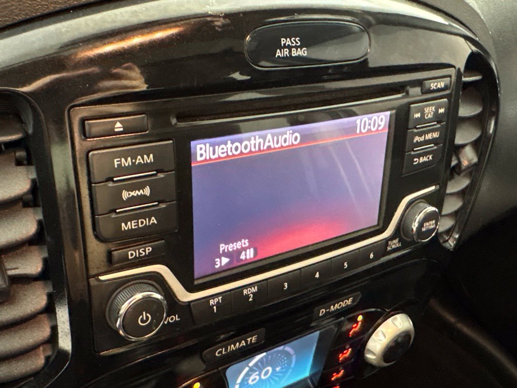 Used 2017 Nissan Juke SV AWD/4WD image 32