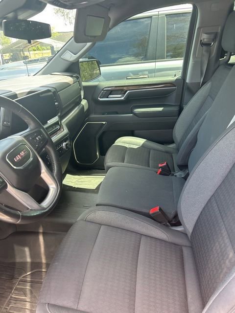 Certified 2022 GMC Sierra 1500 Elevation w/ LPO, Elevation Black Package image 4