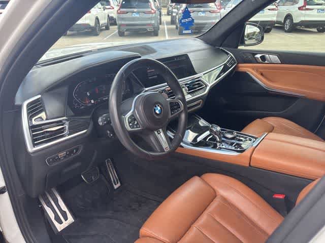 Used 2022 BMW X7 xDrive40i w/ M Sport Package AWD/4WD image 9
