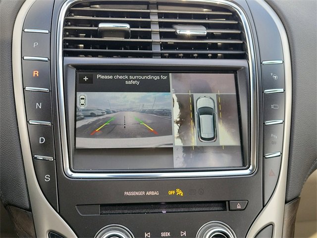 Used 2018 Lincoln MKX Reserve w/ Driver Assistance Package image 21