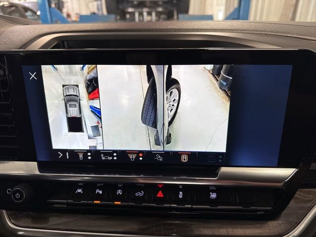Used 2025 Chevrolet Silverado 1500 LTZ AWD/4WD image 33