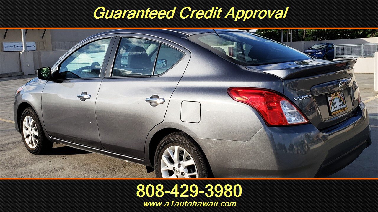 Used 2018 Nissan Versa SV w/ SV Special Edition FWD image 3