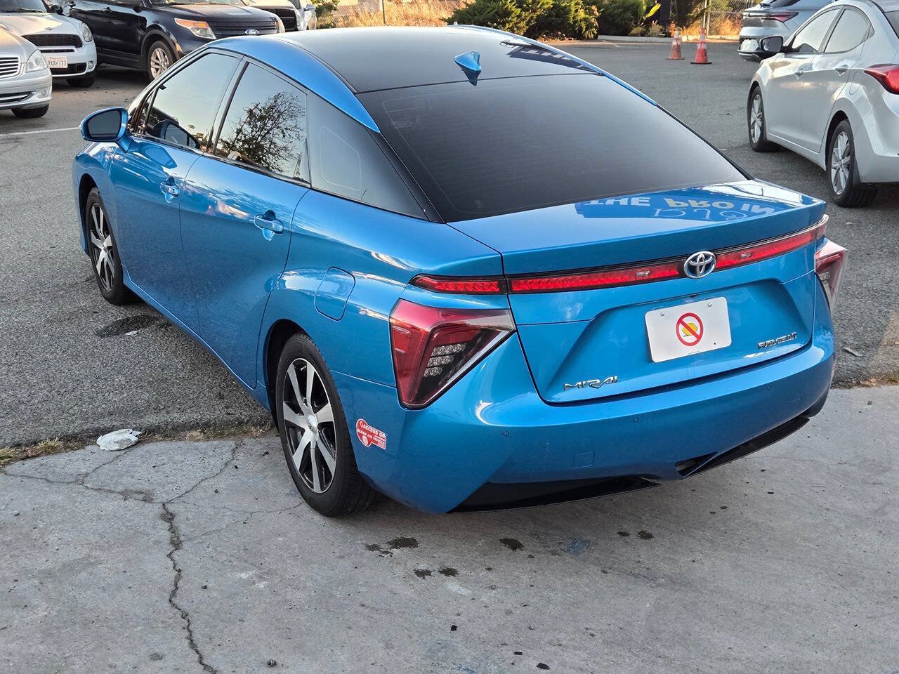 Used 2018 Toyota Mirai FWD image 16
