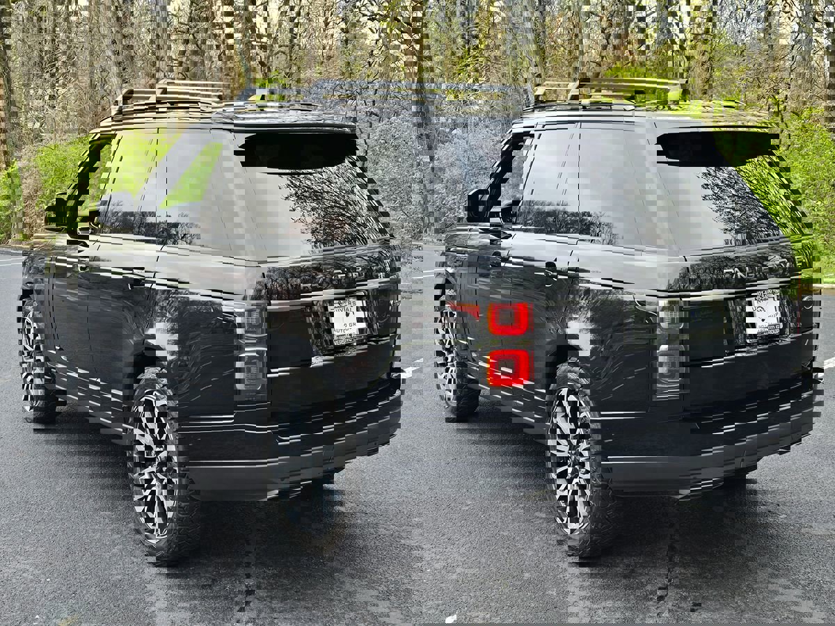 Used 2020 Land Rover Range Rover image 4