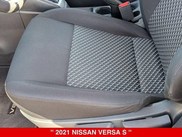 Used 2021 Nissan Versa S FWD image 15