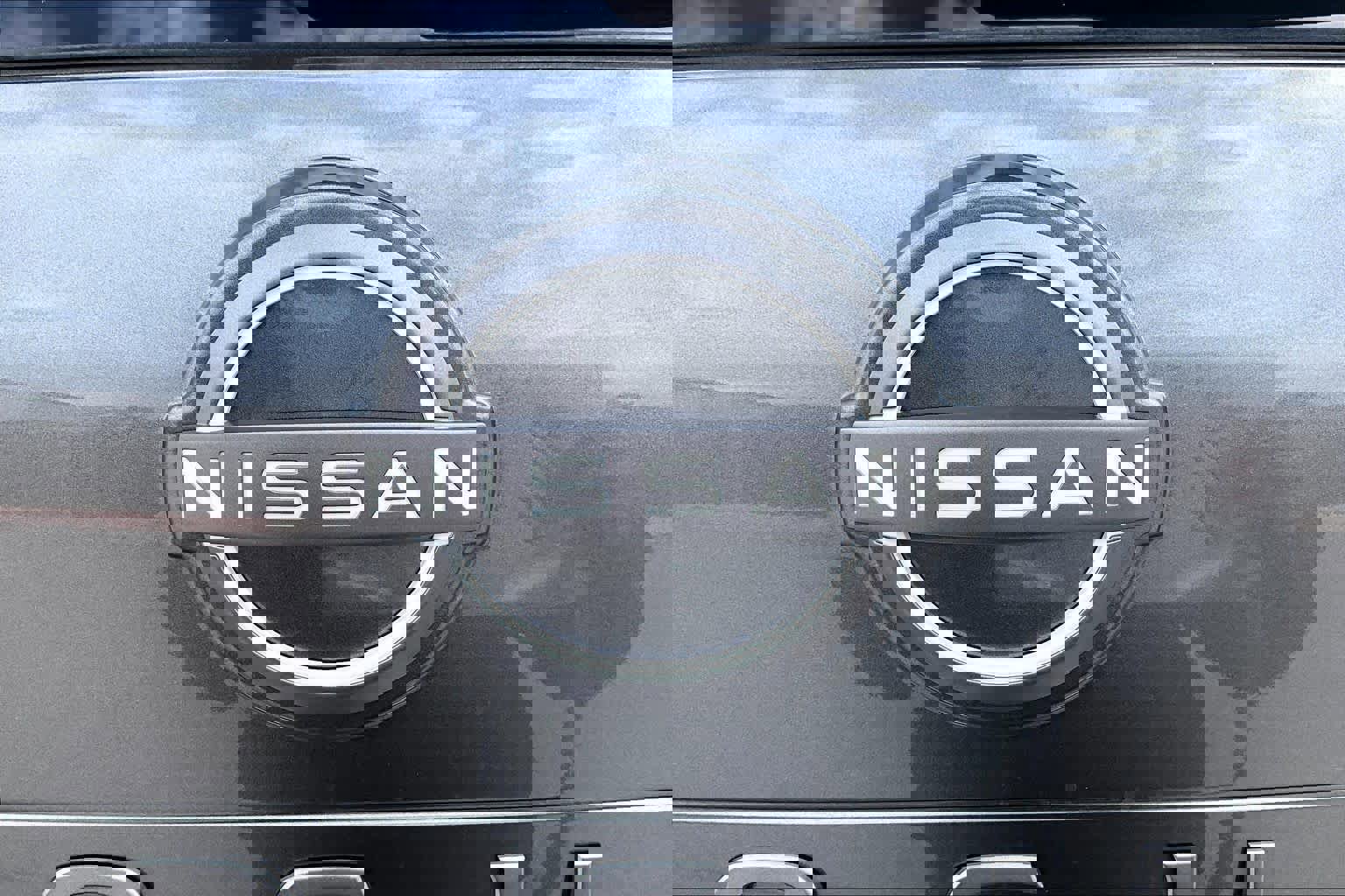 New 2026 Nissan Rogue Platinum image 8