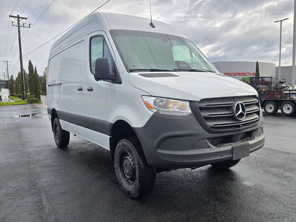 New 2026 Mercedes-Benz Sprinter 144 Cargo image 8