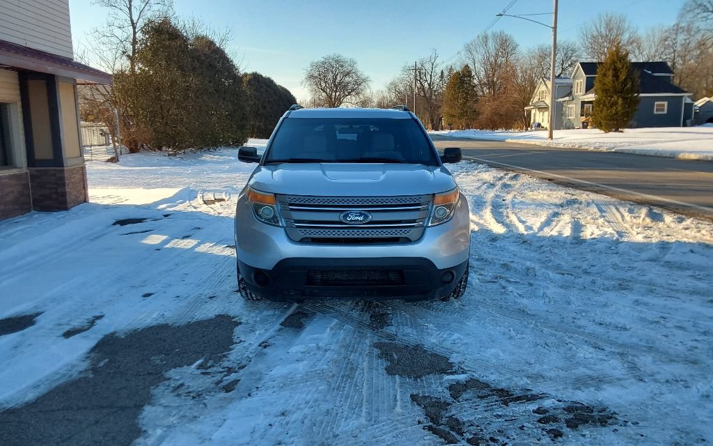 Used 2013 Ford Explorer FWD image 3