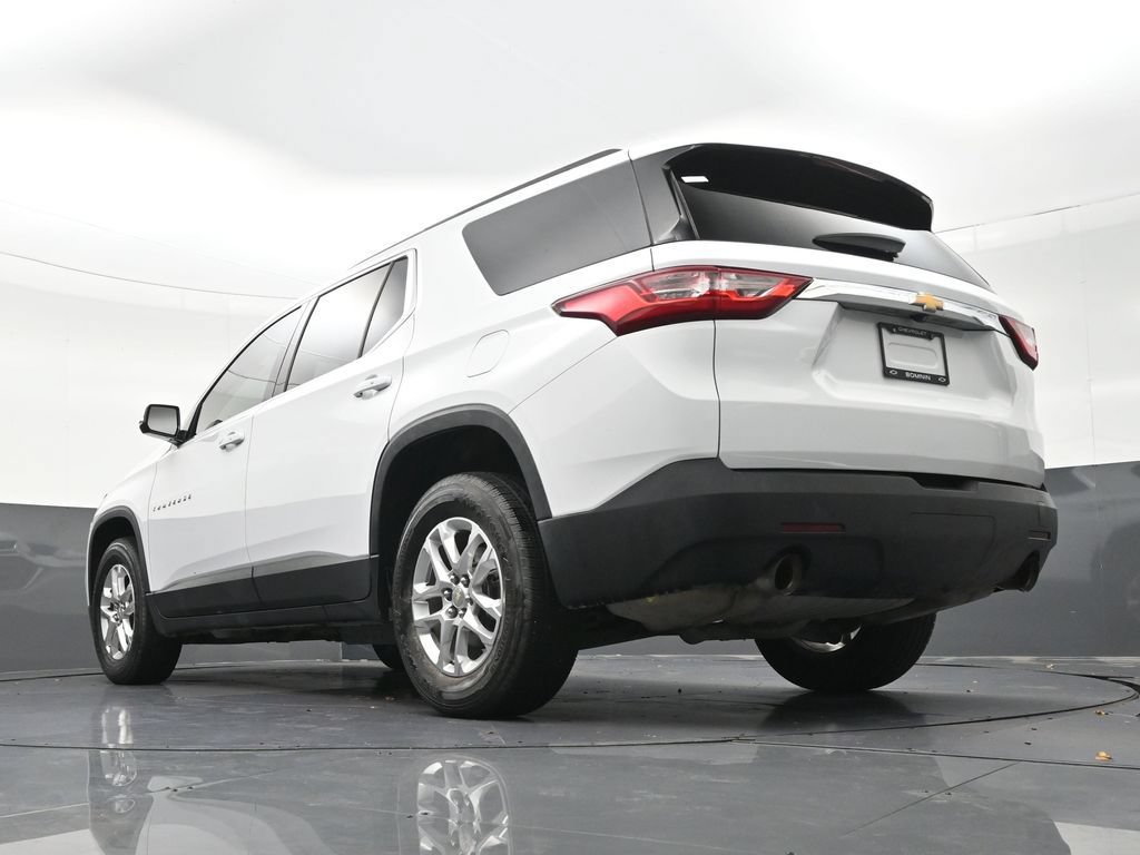 Used 2020 Chevrolet Traverse LT FWD image 25