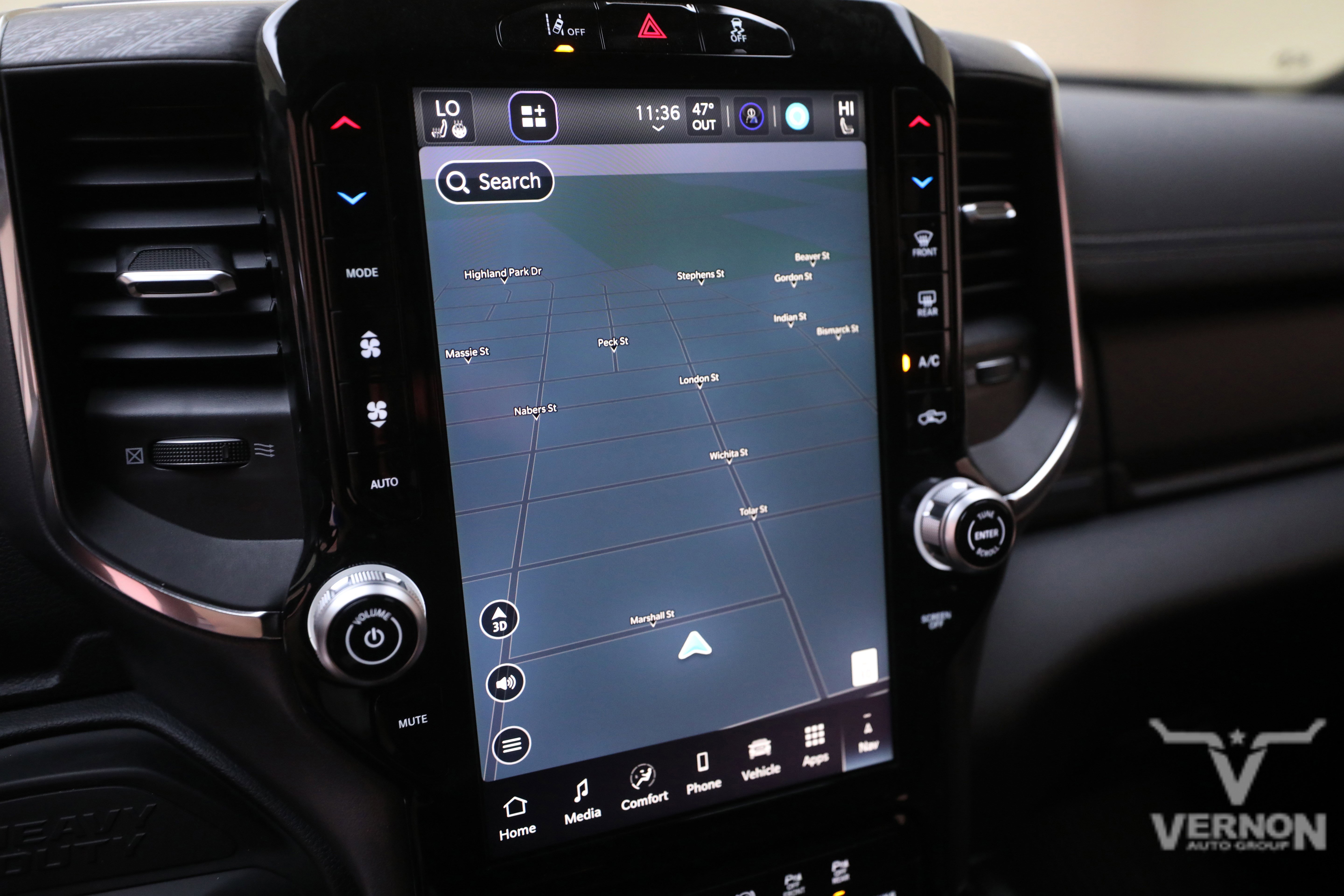 New 2025 RAM 3500 Laramie image 30